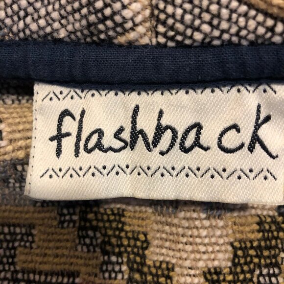 Heritage Tapestry Knit Jacket – Vintage-Inspired Artisan Weave - Picture 9 of 12